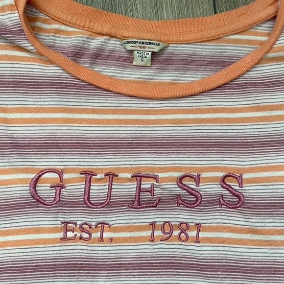Guess Women’s Spell Out Tee Shirt Small Striped - Picture 3 of 4